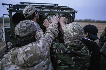 Siria attacchi aerei degli Usa contro postazioni Isis