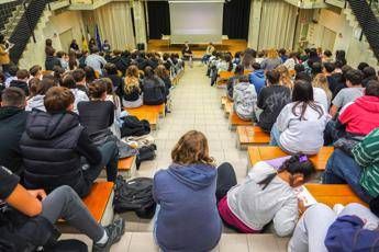 Sport concluso progetto realizzato da Amazon insieme agli atleti del Cip nelle scuole italiane Sport concluso progetto realizzato da Amazon insieme agli atleti del Cip nelle scuole italiane