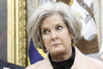 Susie Wiles Trump ha personalita da alcolista. Poi nega. E bufera sulla capa di gabinetto