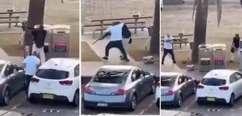 Sydney il cittadino eroe affronta e disarma il terrorista Sydney il cittadino eroe affronta e disarma il terrorista