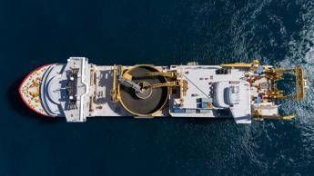 Tyrrhenian Link Terna stabilisce un nuovo record mondiale nella posa di cavi elettrici sottomarini