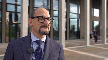 Universita Marinozzi Ucbm Specializzandi ortopedia in sala operatoria dal primo anno Universita Marinozzi Ucbm Specializzandi ortopedia in sala operatoria dal primo anno