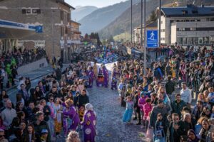 Aperte le iscrizioni alla 72a edizione del Carnevale Clusonese novita eventi e un ricco montepremi Aperte le iscrizioni alla 72ª edizione del Carnevale Clusonese novità, eventi e un ricco montepremi