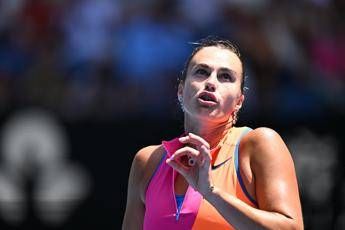 Australian Open Sabalenka litiga con larbitro Cio che hai fatto non e normale