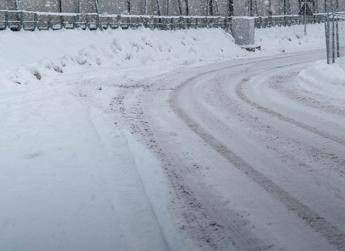 Belluno non ha biglietto bus 11enne costretto a farsi 6 chilometri a piedi sotto la neve
