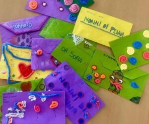 Bovegno bambini e anziani uniti dalle parole nasce il progetto Nonni di penna Bovegno, bambini e anziani uniti dalle parole nasce il progetto “Nonni di penna”