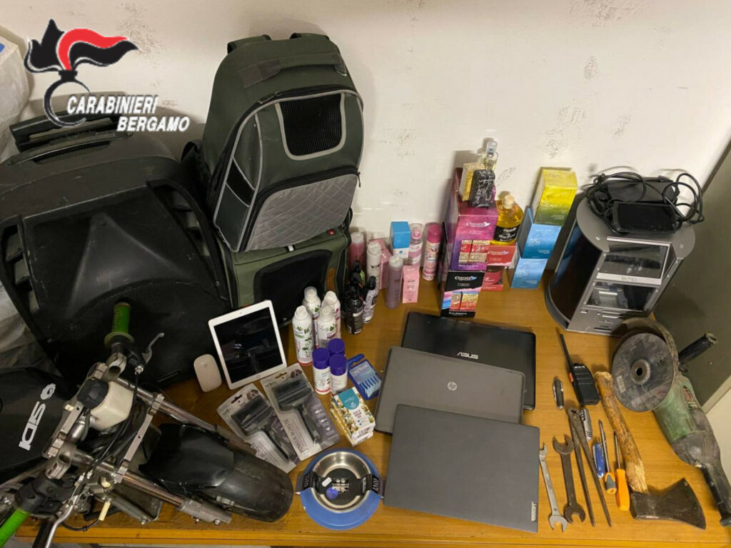 Cologno al Serio, furto in palestra e auto rubata arrestato un 34enne dopo un inseguimento