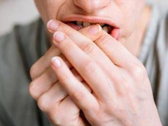 Da mangiarsi le unghie al ghosting perche lo facciamo E sopravvivenza Da mangiarsi le unghie al ghosting perche lo facciamo E sopravvivenza