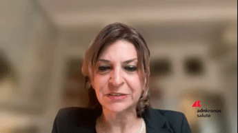 Fumo Giulia Veronesi Campagna per aumento prezzo sigarette iniziativa di sanita pubblica