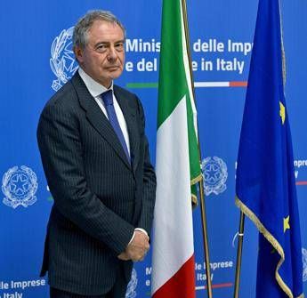 Il Mimit stanzia 731 milioni di euro per la ricerca industriale Il Mimit stanzia 731 milioni di euro per la ricerca industriale