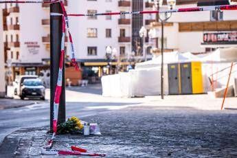 Il brindisi le candele le fiamme strage di ragazzi a Crans Montana Il brindisi le candele le fiamme strage di ragazzi a Crans Montana