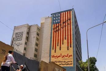 Iran minaccia Se nemico fa errore in pericolo sua sicurezza. Avvertimento Usa su Hormuz