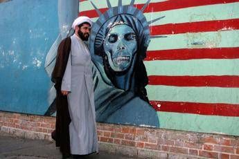 Iran ministro degli Esteri sente capo Aiea Arrivare a intesa sostenibile. Pressing Usa su Trump per non attaccare Iran ministro degli Esteri sente capo Aiea Arrivare a intesa sostenibile. Pressing Usa su Trump per non attaccare