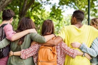 Mal di schiena nei giovani ne soffre il 20 errori da non fare consigli e falsi miti