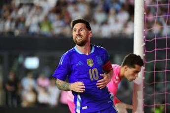 Messi anche per un fuoriclasse esistono le regole In casa non si gioca a pallone ha deciso mia moglie Messi anche per un fuoriclasse esistono le regole In casa non si gioca a pallone ha deciso mia moglie