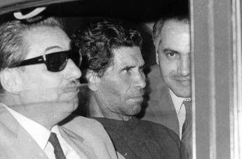 Mostro Firenze bimbo del primo delitto ritrova i resti della mamma al cimitero