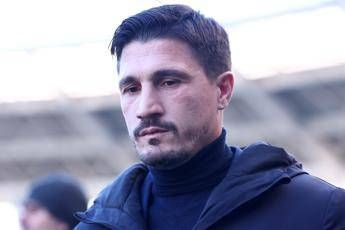 Napoli ferito a colpi di pistola il fratello dellallenatore del Cagliari Pisacane Napoli ferito a colpi di pistola il fratello dellallenatore del Cagliari Pisacane