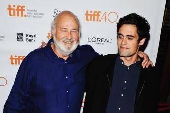 Omicidio Reiner dubbi sulla capacita mentale del figlio accusato dellomicidio dei genitori