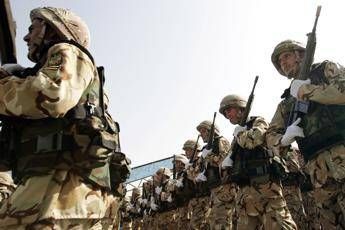 Ospedali pieni di cadaveri e cecchini sui tetti la repressione in Iran in nuovi video