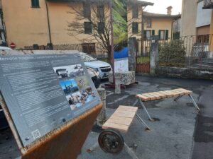 Seggiova nuove panchine Seggiova nuove panchine