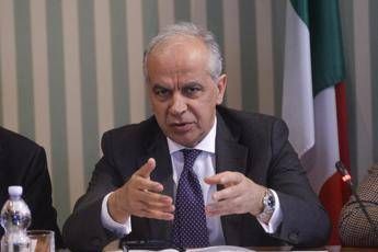 Sicurezza Gasparri Supportiamo Piantedosi suoi provvedimenti esemplari. Le reazioni allintervista Adnkronos