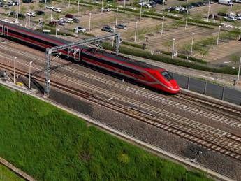 Treni alta velocita intercity e regionali fine settimana complicato causa lavori Treni alta velocita intercity e regionali fine settimana complicato causa lavori