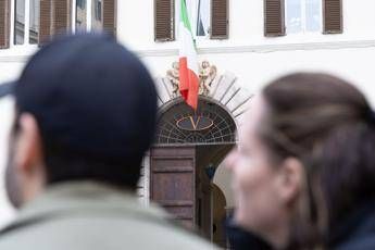 Valentino apre oggi a Roma la camera ardente