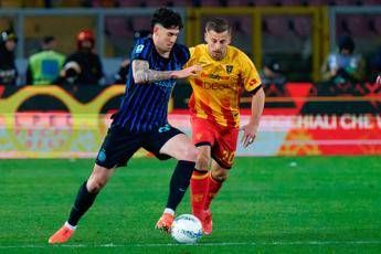 Bastoni travolto dai fischi il castigo in Lecce Inter per caso Kalulu Bastoni travolto dai fischi il castigo in Lecce Inter per caso Kalulu