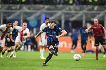 Inter Genoa 2 0 Chivu blinda lo scudetto con Dimarco e Calhanoglu