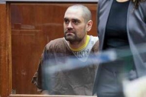 Omicidio di Rob Reiner e della moglie Michelle il figlio Nick Non li ho uccisi io Omicidio di Rob Reiner e della moglie Michelle il figlio Nick Non li ho uccisi io