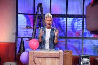 Schettini e la polemica social tra lezioni online e la replica