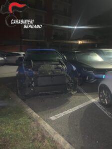 Smontavano auto di lusso pezzo per pezzo due arresti nella notte tra Bergamo, Treviolo e Curno