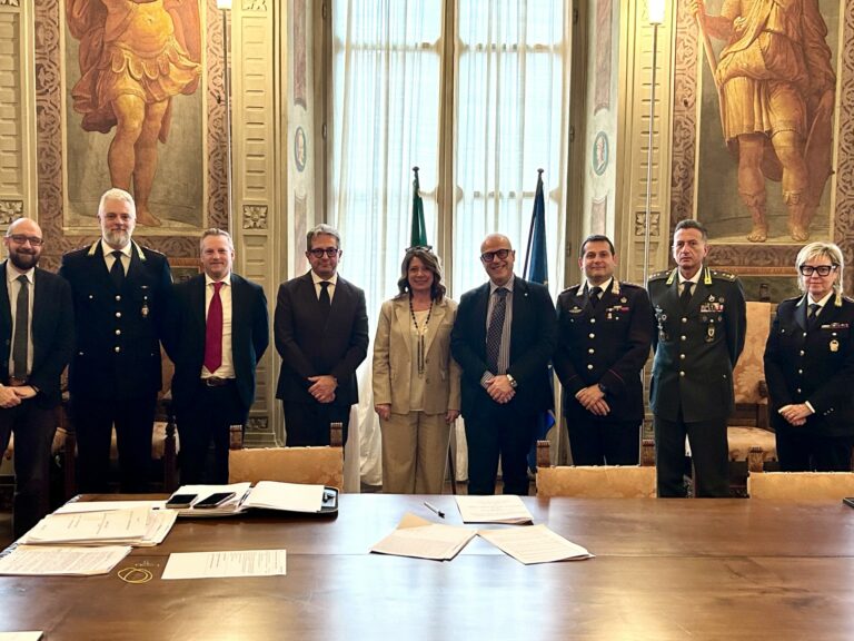 Solto Collina – Firmato in Prefettura il Protocollo d’Intesa sul controllo del vicinato