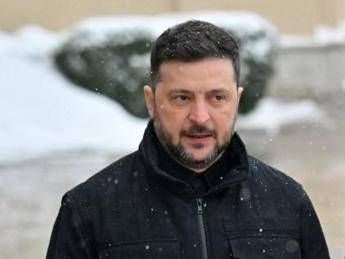 Ucraina Zelensky Trilaterale con Usa e Russia probabile fra 10 giorni Ucraina Zelensky Trilaterale con Usa e Russia probabile fra 10 giorni