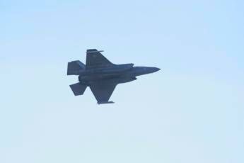 Attacco in Iran lanalisi del generale Tricarico Drone su Cipro Ipotesi guerra in Europa da scartare Attacco in Iran lanalisi del generale Tricarico Drone su Cipro Ipotesi guerra in Europa da scartare