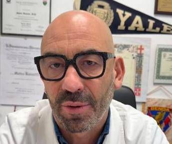 Bassetti Trump blocca report su effetti vaccino covid