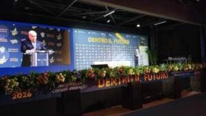 Biagi De Luca Consulenti lavoro Lungimirante e visionario oggi norme seguono suo pensiero