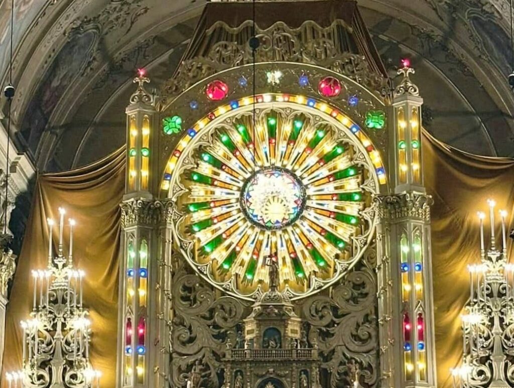 Brilla a Casnigo la Raggiera del Triduo