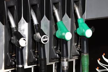 Caro Carburanti 10 consigli per risparmiare al distributore di benzina