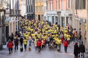 CorriDog 2026, a Bergamo torna la camminata a sei zampe per sostenere i cani guida