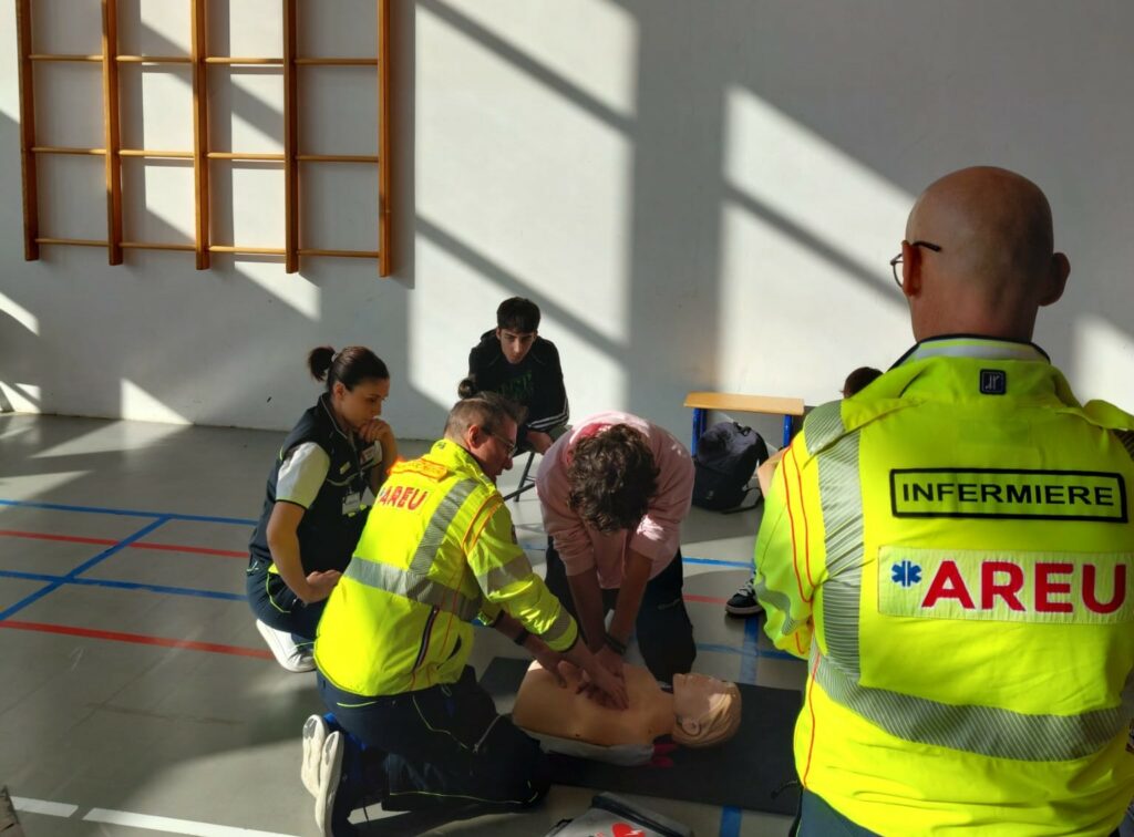 Corsi gratuiti per salvare la vita ai bambini a Mantova incontri per imparare le manovre anti-soffocamento