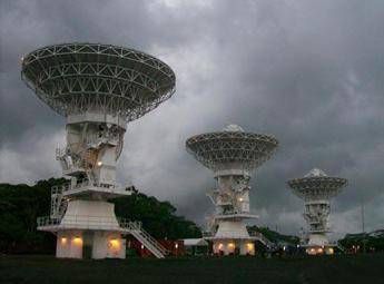 Cose il Muos le parabole in Sicilia che guidano droni missili e sottomarini allattacco in Iran Cose il Muos le parabole in Sicilia che guidano droni missili e sottomarini allattacco in Iran