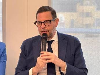 Farmaceutica Alparone Lombardia Linnovazione sceglie Milano