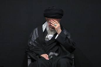Figlio e successore di Khamenei curato per mesi in Uk per impotenza il documento degli 007 Usa Figlio e successore di Khamenei curato per mesi in Uk per impotenza il documento degli 007 Usa