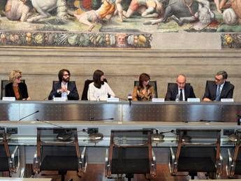 Fondazione OneSight EssilorLuxottica Italia Crui protocollo su diritto alla salute visiva