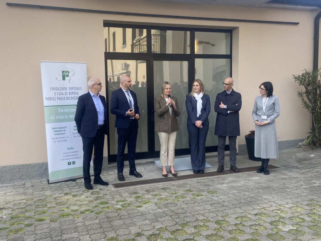 Inaugurata “Casa Richiedei” nuova residenza per operatori sanitari a Palazzolo sull’Oglio