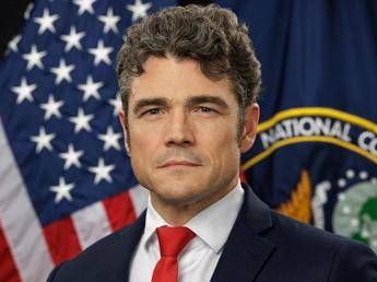 Iran Joe Kent nel mirino dellFbi indagine su diffusione informazioni riservate