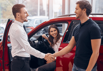 Nellera digitale il concessionario auto resta decisivo Nellera digitale il concessionario auto resta decisivo