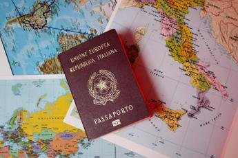 Spende 21mila euro per un viaggio in Antartide a 65 anni I soldi non sono per i miei figli