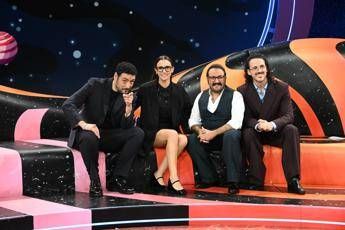 Stasera a letto tardi oggi 10 marzo tra gli ospiti Elettra Lamborghini